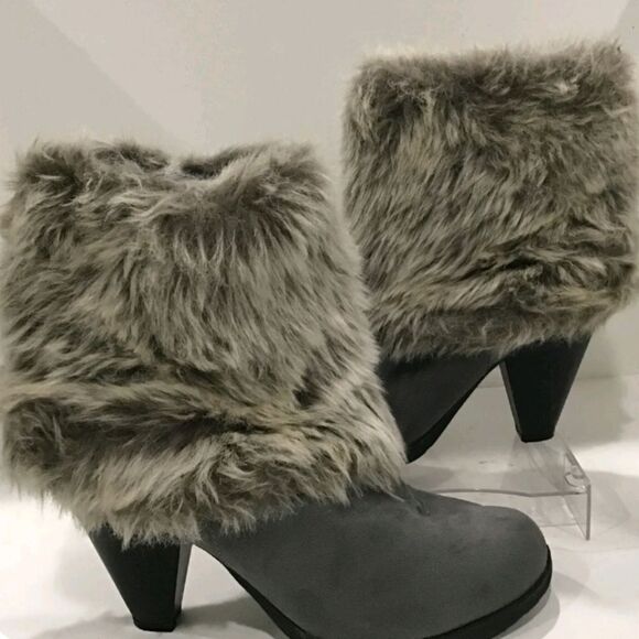 AVENUE FAUX FUR BLOCK HEEL WOMEN'S BOOTIES - Picture 1 of 15